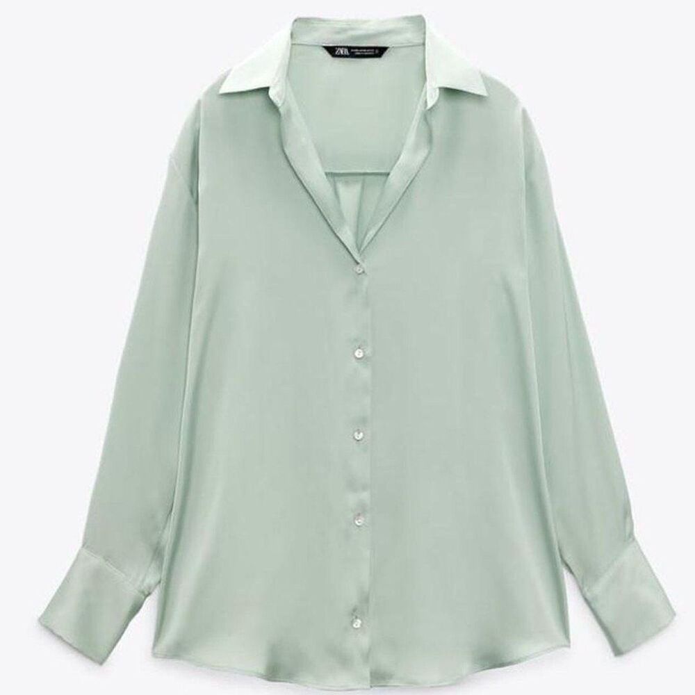 Zara Women's Green and Green T-shirt XS